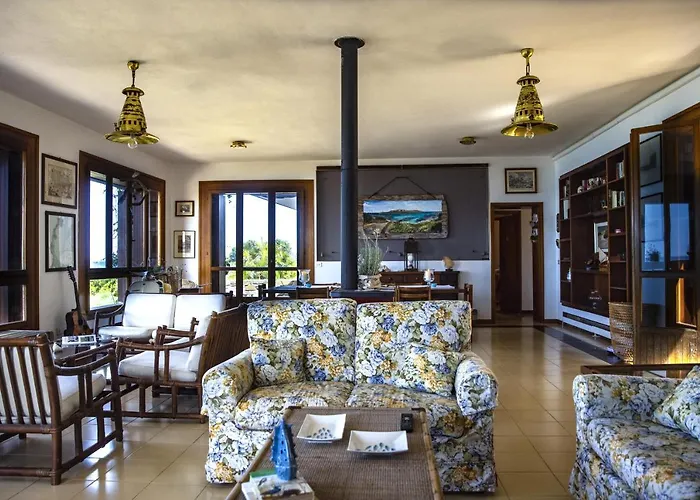 Villa Curiazzi Guesthouse Viale La Pelosa 16